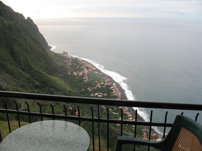 IMG_0516.JPG - Unser Blick aus dem Hotelzimmer in der Villa Mia (Süd-Westseite der Insel).