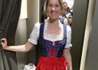9.5.15 Claudia entdeckt ein Dirndl. Dies auszuführen, erfordert Einsatz von Torsten zur Kärwa Laufamholz am 23.5.15